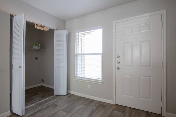 Relax in your new 1020 sq ft 2 bed / 2 bath!