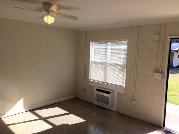 2 Bed Rm: Central Location/ Fresh and Clean Renovation