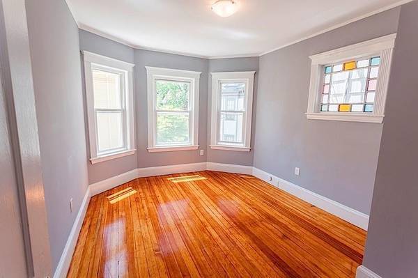 Sept.1 Cambridgeport/MIT/Central-3br/1 bt