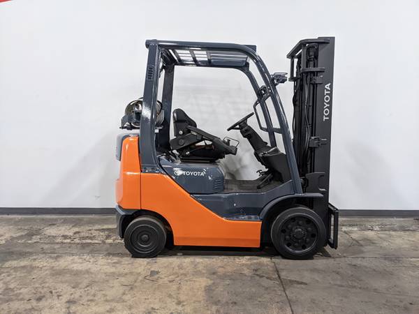 ??? 2015 TOYOTA 8FGCU20 FORKLIFT???