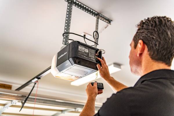 Same day garage door repair – fast, reliable, fair! (858) 216-2844