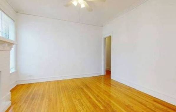 @@@Beautiful Large first floor Two Bedroom Apartment.