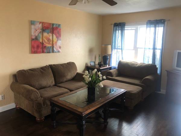 Private furnished duplex, utilities/internet included.