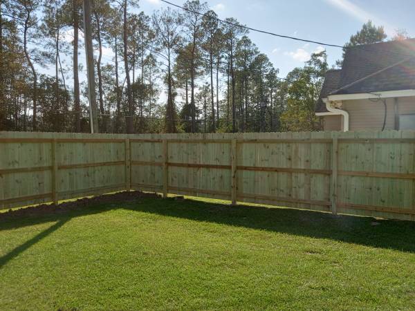 PROFESSIONAL FENCE INSTALLATION!