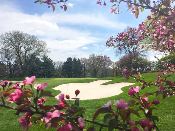 Grounds Crew – Gull Lake Country Club