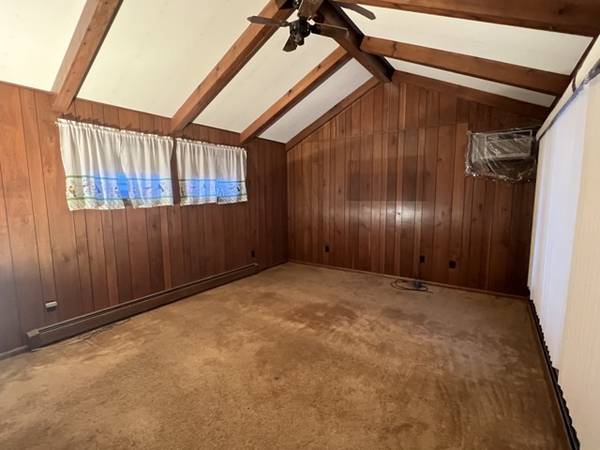 Atwater Home For Sale: 3BR, 2BA, 6 Garage Stalls!