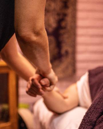 Licensed Massage Therapist – 13+ years