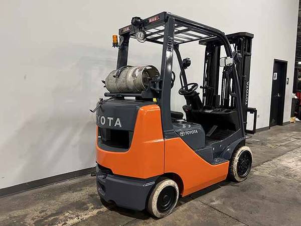 ??? 2013 TOYOTA 8FGCU25 FORKLIFT ???