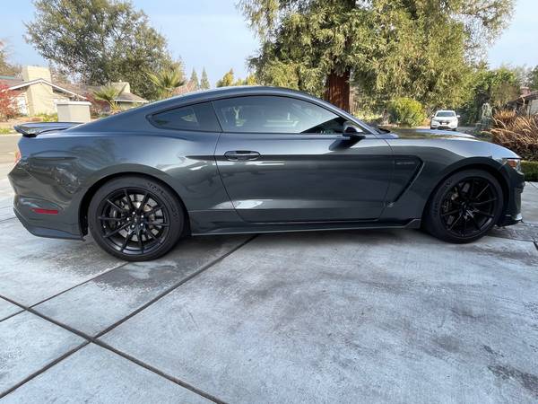 Shelby GT350 Mustang 2016