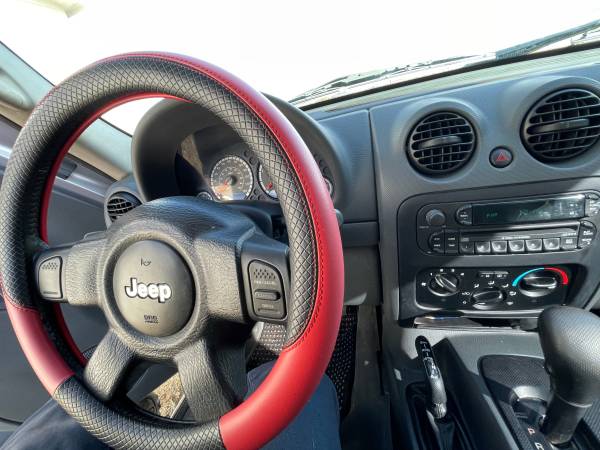 Jeep Liberty 2005 4×4 Turbo Diesel