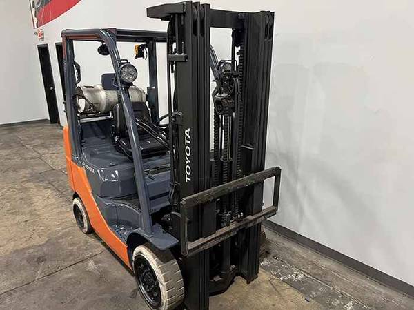 ??? 2013 TOYOTA 8FGCU25 FORKLIFT ???