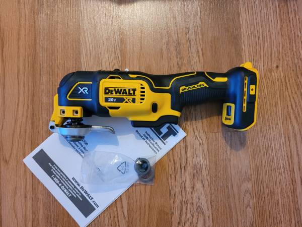 New Dewalt 20v XR Oscillating Multi-tool Brushless Cordless Tool-only