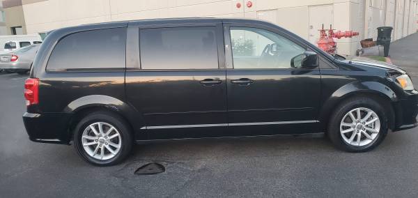 2014 DODGE GRAND CARAVAN SXT, 3RD ROW, VERY DEPENDABLE. $7500