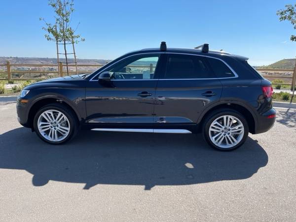 2019 AUDI Q5 PREMIUM PLUS QUATTRO LOW MILES VERY CLEAN SALE PRICE