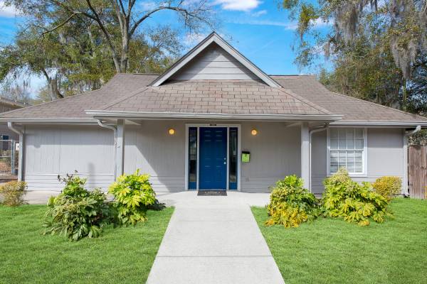 BRAND NEW RENOVATED TOWNHOMES