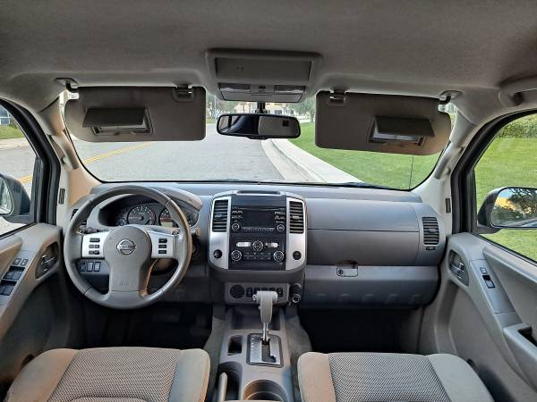 2014 NISSAN FRONTIER == 4 DOORS == LONG BED == ORIGINAL 76,000 MILES