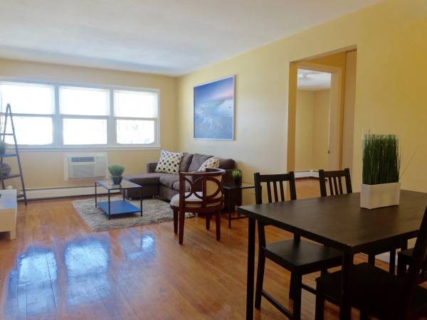 2 Bedroom Apartment $1254 Heat and Hot Water New London, CT