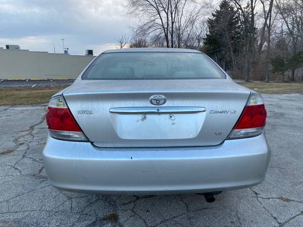 2005 TOYOTA CAMRY