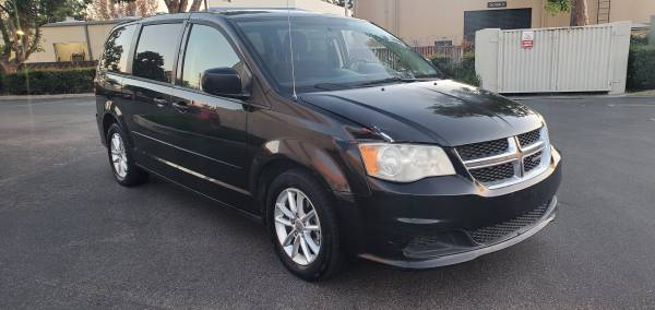 2014 DODGE GRAND CARAVAN SXT, 3RD ROW, VERY DEPENDABLE. $7500