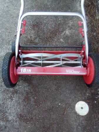 Hyper Tough 18 Inch Reel Mower