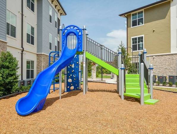 Wood Style Vinyl Flooring, Water View, Private Walking Trail