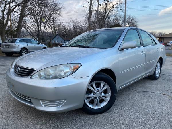 2005 TOYOTA CAMRY