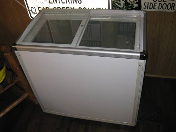 ????SLIDE TOP CHEST BEVERAGE or FOOD COOLER-NEW 4 UR BEERS!