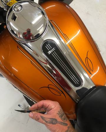 Hand pinstriping lettering MOBILE TO YOU