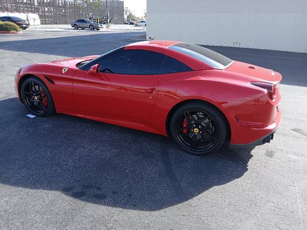 2017 FERRARI CALIFORNIA T