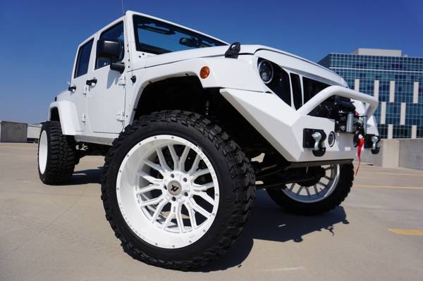 2015 Jeep Wrangler Unlimited Sahara 4WD 4DR – JD MOTORS !!