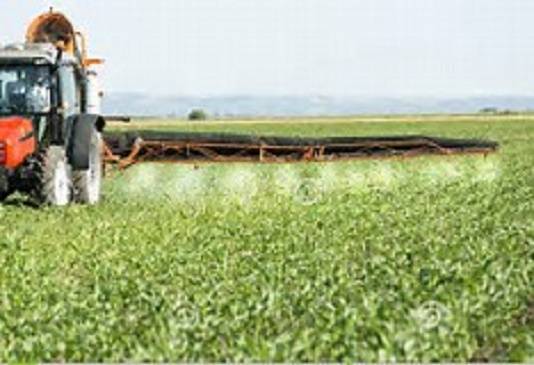 Liquid Fertilizer – Cheaper and more effective than granular