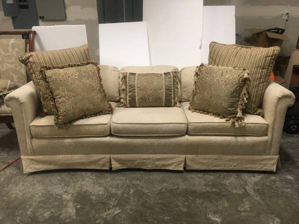 Beach Style Contemporary Fabric Sofa/Couch in Oyster White