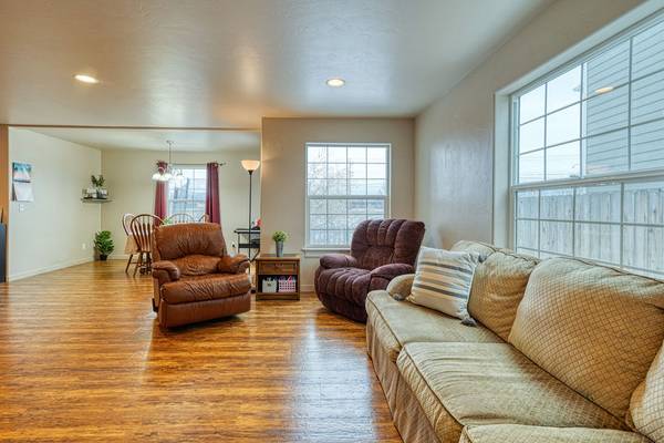 4 bedroom/ 2.5 bathroom Kalispell Townhome