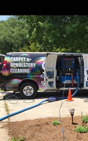 PROFESSIONAL CARPET CLEANING & SERVICES!