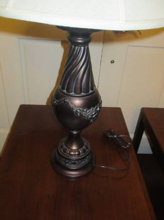 Very Nice Bronze Table Lamp with Swirl Design