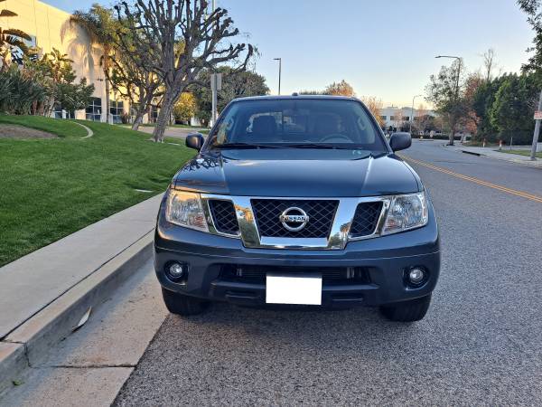 2014 NISSAN FRONTIER == 4 DOORS == LONG BED == ORIGINAL 76,000 MILES