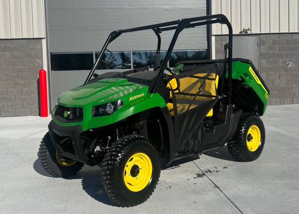 2022 John Deere Gator XUV 560