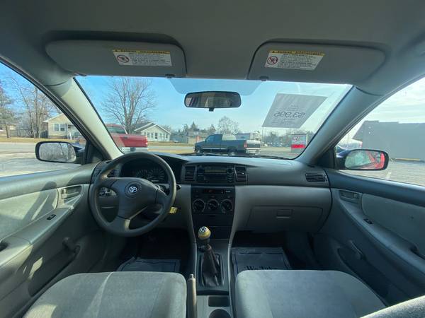 2004 TOYOTA COROLLA