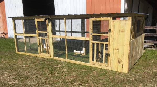 Lodge Chicken Coop / Pigeon Lofts