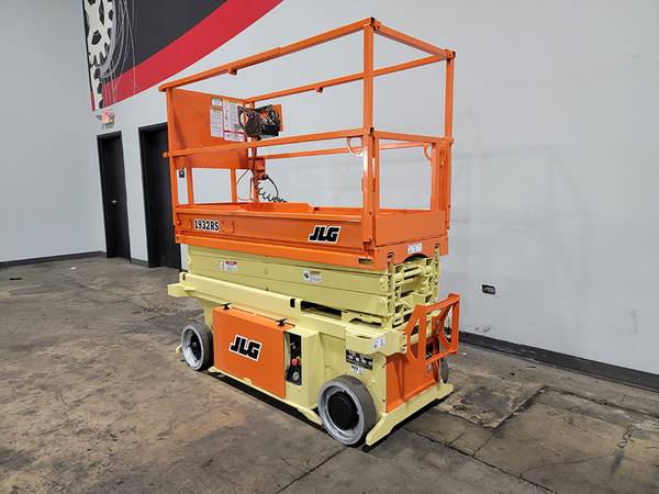 ??? 2015 JLG 1932RS SCISSORLIFT ???