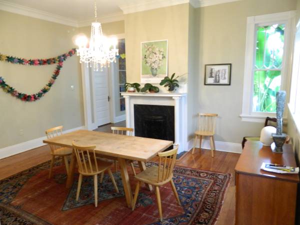 GORGEOUS 3-BEDROOM FURNISHED AUDUBON PARK HOME FOR 2023-24 SCHOOL YEAR