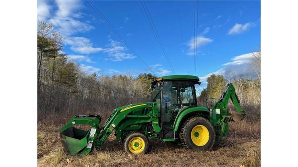 John Deere 3046R HST 4×4 Cab Tractor w/ Loader & Backhoe