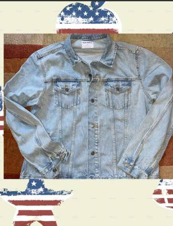 OLD NAVY “US FLAG GENDER-NEUTRAL JEAN JACKET”LIGHT WASH~100% COTTON DE