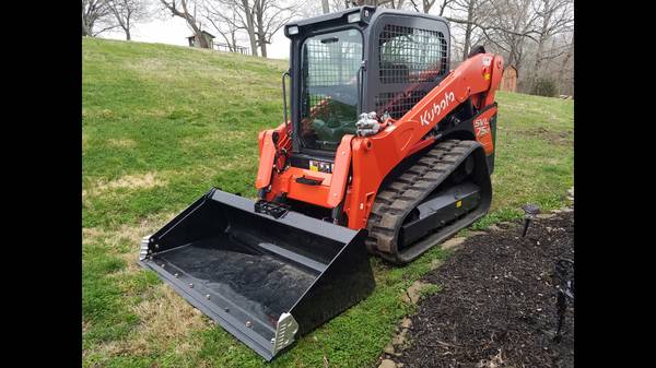 Skid Steer Bobcat dirt work and Rental