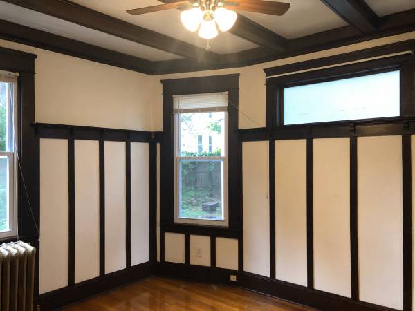 4-BR, 1st Floor Hardwood Floor Apt w/ New Kitchen, 2 Bathrooms, 6/1