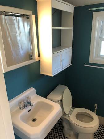 Clean one bedroom in Sidney, NY.