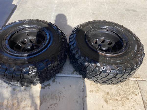 Jeep wrangler wheels and tires