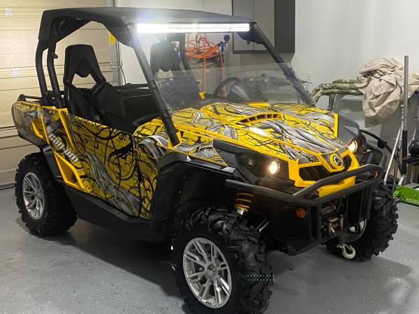 2012 Can-Am Commander 1000XT 4×4 Power steering W/extras