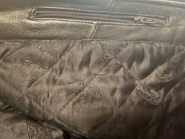 LEATHER MOTORCYCLE JACKET w/ quilted lining!