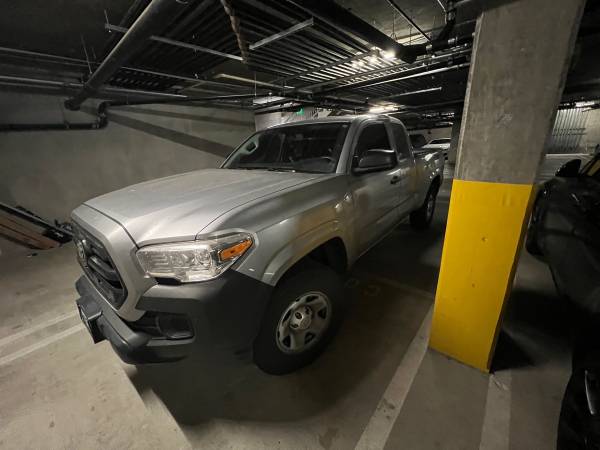 Toyota Tacoma